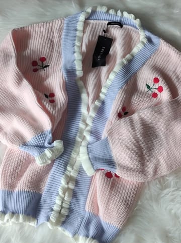 trendyol Cardigan in Rosé