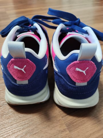 Puma Sneakers in Blau/ Pink