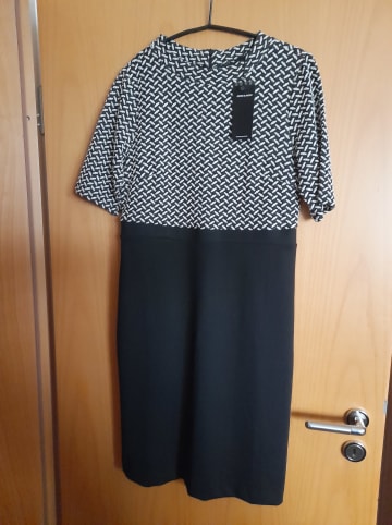 More & More Kleid in Schwarz
