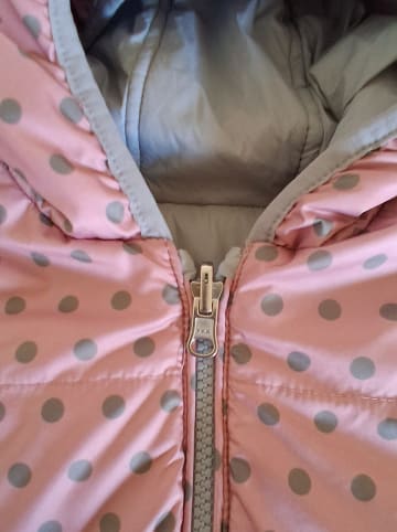 name it Wendejacke ⭐ Übergangsjacke "Mumi" grau oder rosa mit Punkten " sehr guter Zustand" da sie wenig....im wechsel....mit mehreren Jacken getragen wurde