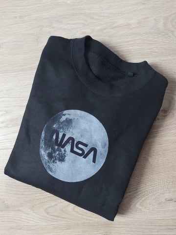 WOOOP Sweatshirt "Full Moon" in Schwarz
