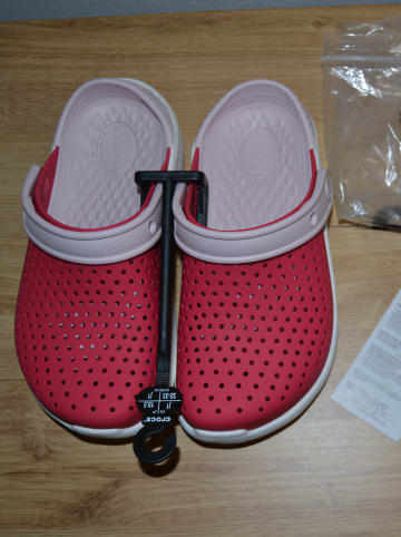 Crocs Crocs "Lite Ride" in Rot