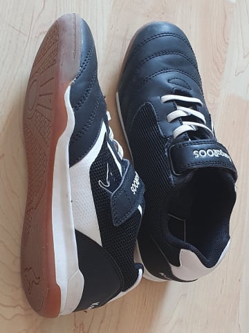 Kangaroos Sportschuhe "Race Comb" in Schwarz