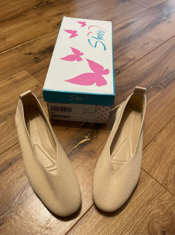 Fnuun Shoes Ballerinas in Beige