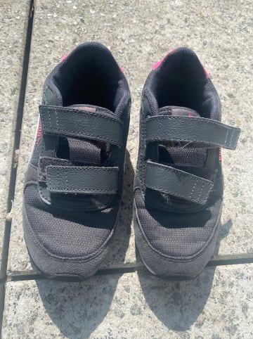 Puma Sneakers "Runner v3" in Schwarz