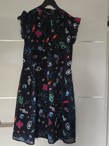101 idées Kleid in Dunkelblau