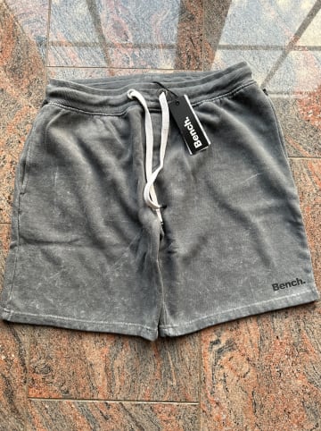 Bench Sweatshorts "Happy" in Anthrazit