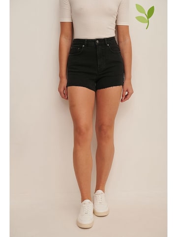 NA-KD Jeansshorts in Schwarz