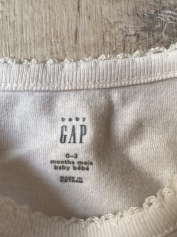 GAP Body in Creme