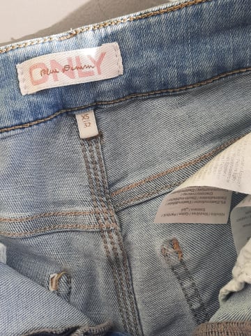 ONLY Jeans in hellblau