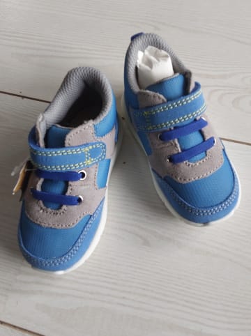 Richter Shoes Sneakers in hellblau und grau - NEU