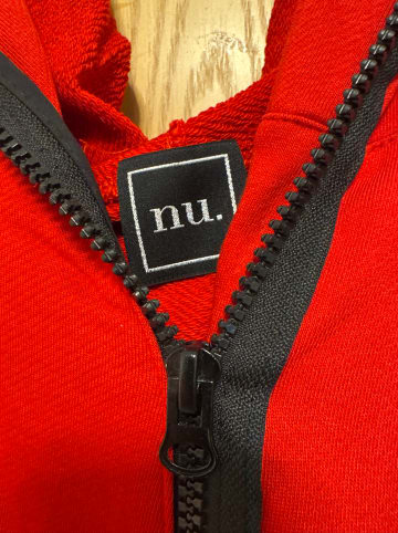 numinou Sweatjacke in Rot/ Schwarz