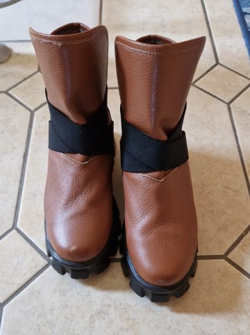 Noosy Leder-Boots in Hellbraun/ Schwarz