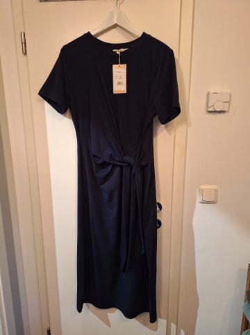 BGN Kleid in Dunkelblau