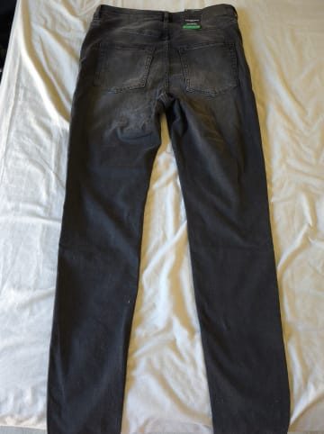Monki Jeans - Slim fit - in Schwarz