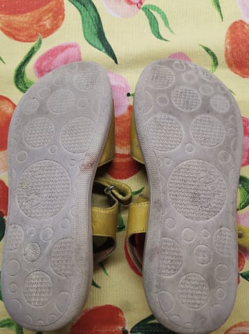 Naturino Leder-Sandalen in Gelb