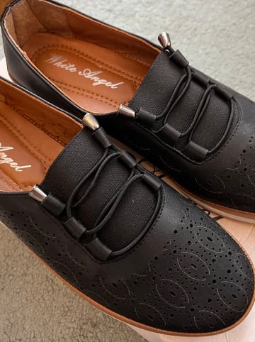 Gerois Schnürschuhe in Schwarz