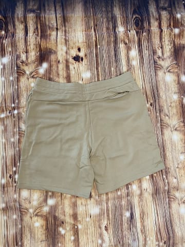 4F Shorts in Beige