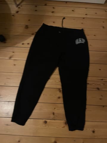 GAP Sweathose in Schwarz