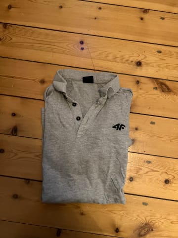 4F Poloshirt in Grau