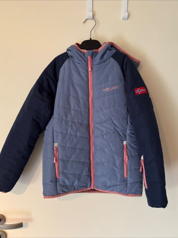 Trollkids Ski-/ Snowboardjacke "Myrkdalen" in Hellblau