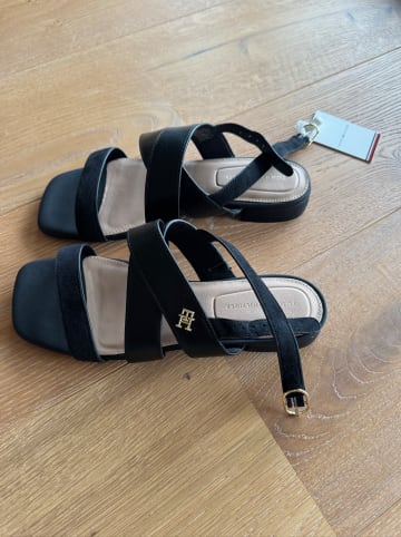 Tommy Hilfiger Shoes Leder-Sandalen in Schwarz