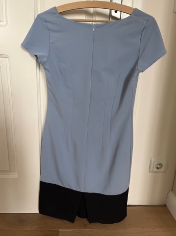 Awama Kleid in Hellblau/ Schwarz