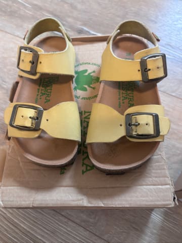 El Naturalista Leder-Sandalen in Gelb