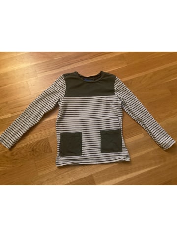 finkid Longsleeve "Matruusi" in Oliv