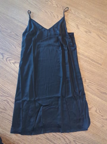 Guess Jeans Kleid in Schwarz