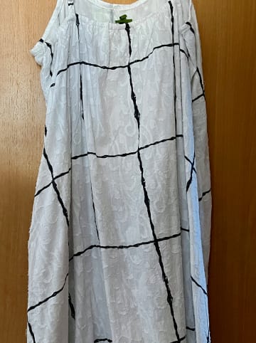 Tarifa Kleid in Weiß/ Dunkelblau