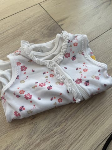 Steiff 2tlg. Outfit in Weiß/ Bunt
