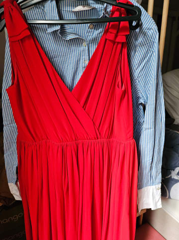 APART Kleid in Rot