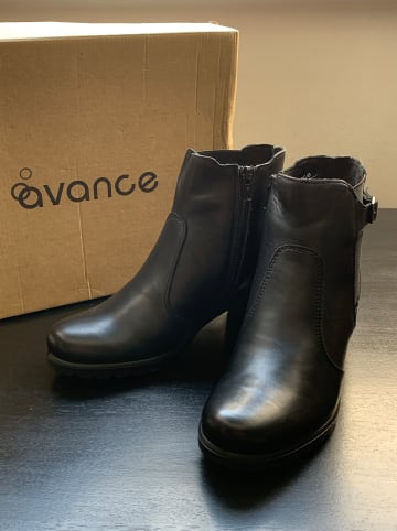 avance shoes Leder-Stiefeletten in Schwarz