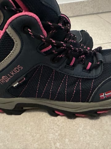 Trollkids Wanderboots "Trolltunga Hiker Mid" in Dunkelblau