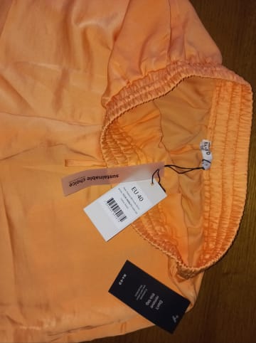 NA-KD Shorts in Apricot