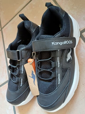 Kangaroos Sneakers "KC-Chunky" in Schwarz