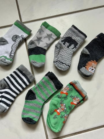 Sterntaler 7er Set: Socken in Grün/ Grau