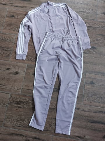 adidas 2tlg. Trainingsanzug in Weiß/ Flieder