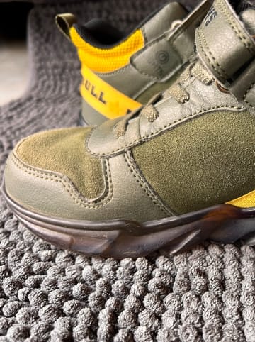Bull Boys Sneakers in Khaki