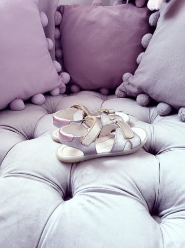 Naturino Leder-Sandalen in Silber/ Gold