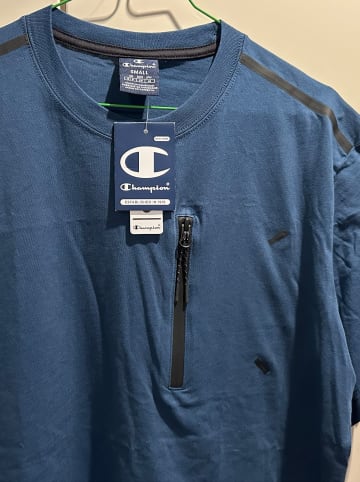 Champion Shirt in Dunkelblau