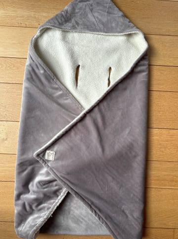 Kaiser Naturfellprodukte Einschlagdecke "Winter Wrap" in Grau - (L)85 x (B)85 cm