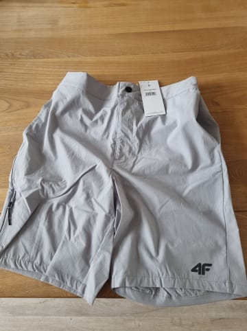 4F Funktionsshorts in Grau