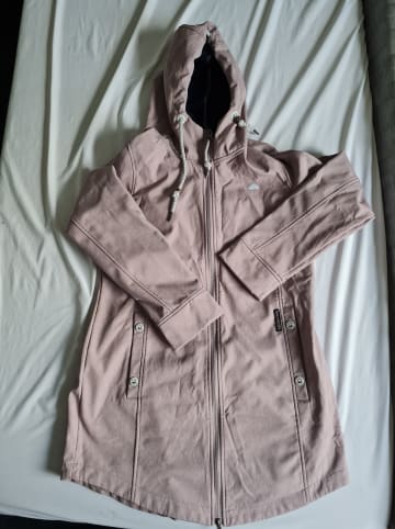 Schmuddelwedda Softshellparka in Rosa