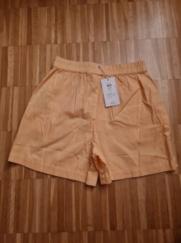 Vila Shorts "Chellie" in Orange