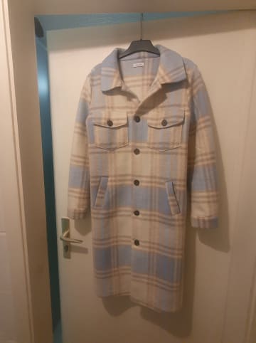 LASCANA Langmantel in creme-blau-kariert