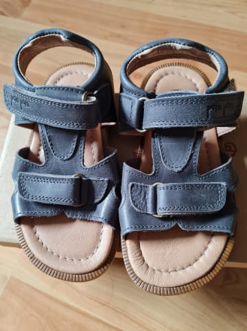 POM POM Leder-Sandalen in Grau