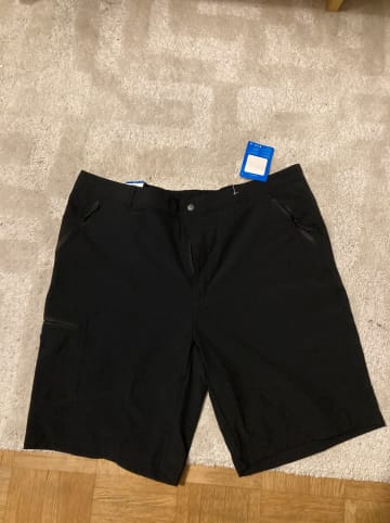 Columbia Shorts "Triple Canyon" in Schwarz