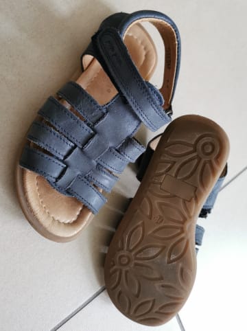 POM POM Leder-Sandalen in Dunkelblau
